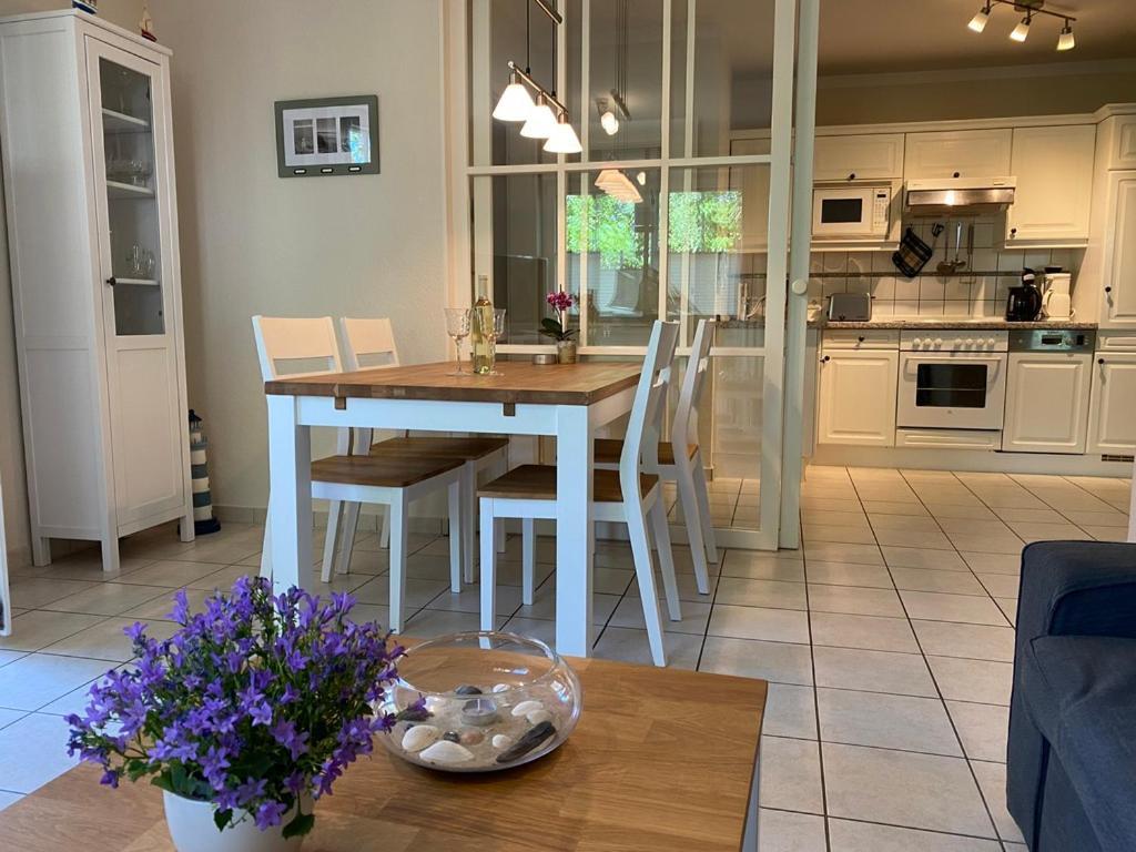 Haus Jenny Wohnung E1 Mit Terrasse Boltenhagen  Buitenkant foto
